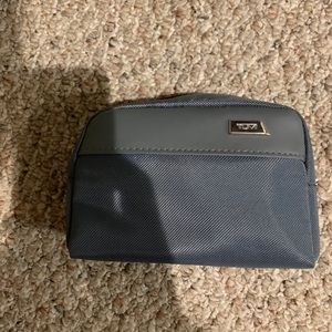 Tumi amenity kit